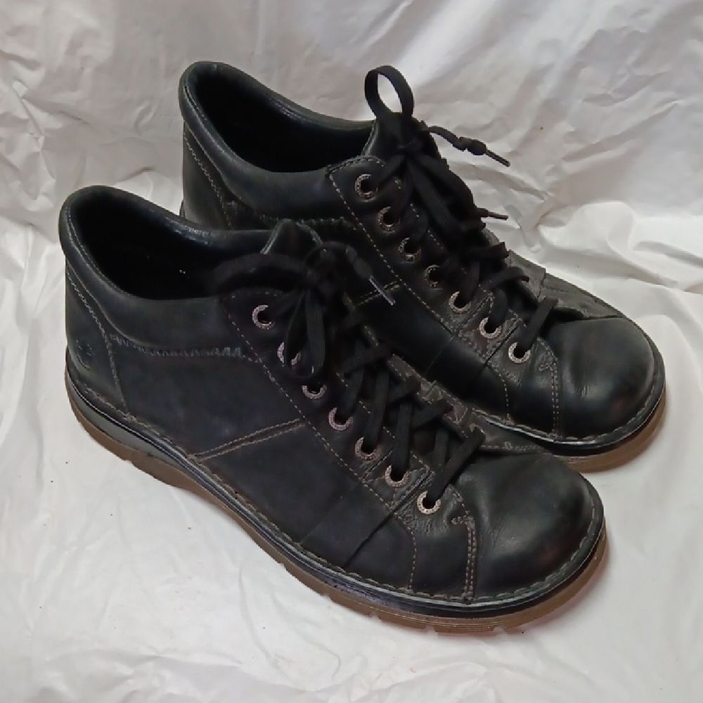 Dr. Martens Vintage AW004 Black Leather Men's Shoes Size 12M